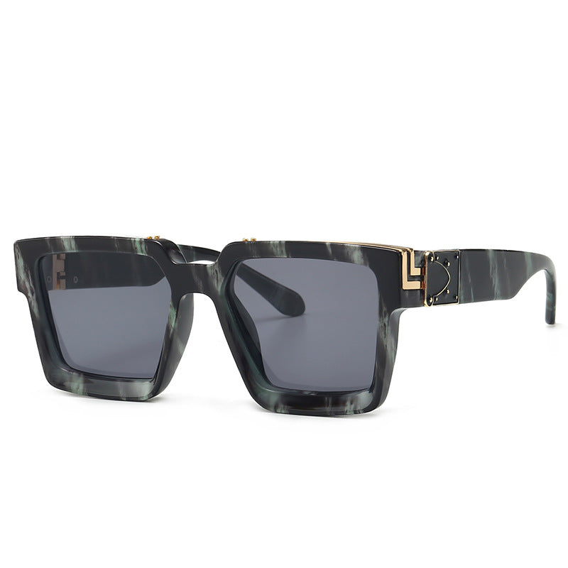 Magnificent Retro Squared Sunglasses