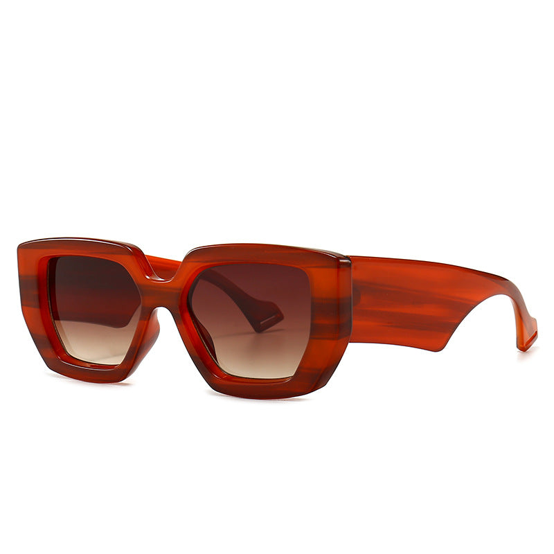 Lunettes de soleil à cadre carré en gras solide
