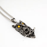 Collier de titane de forme de crâne de hibou