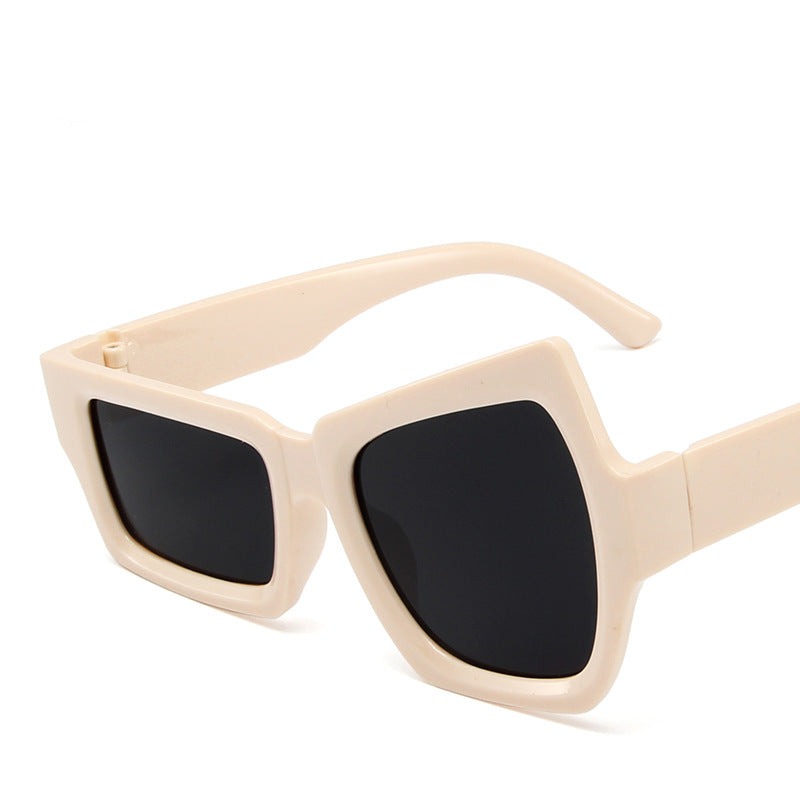 Unregelmäßige Rahmenform Polycarbonat Sonnenbrille