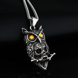 Collier de titane de forme de crâne de hibou