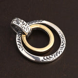 Colgante de anillos dobles entrelazados