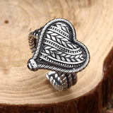 Valiant Heart Band Ring