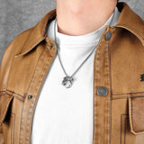 التنين الطائر قلادة قلادة مدورة