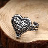 Valiant Heart Band Ring
