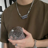 قلادة سلسلة شفرة الحلاقة