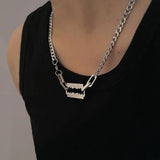 قلادة سلسلة شفرة الحلاقة