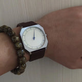 Uniques Square-Circular Numberless Watch