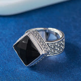 Retro Pattern Inlaid Black Agate Ring