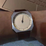 Uniques Square-Circular Numberless Watch