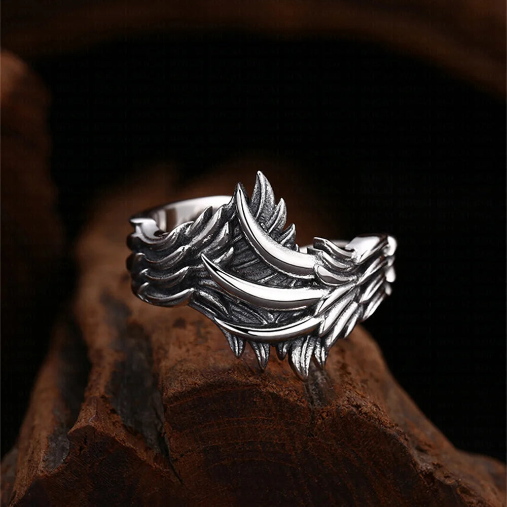 Retro Emboss Feather Ring