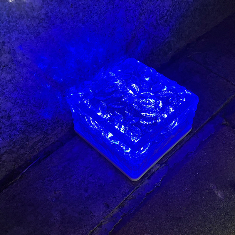 مصباح LED على شكل طوب الثلج