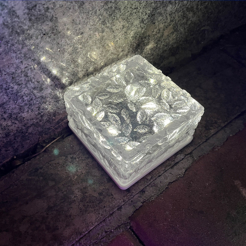 مصباح LED على شكل طوب الثلج