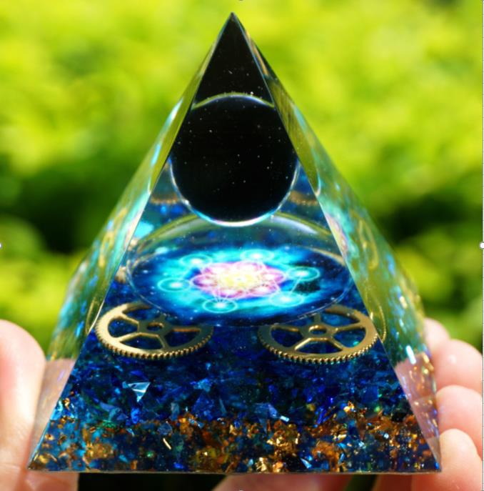 Turquoise Pyramid Crystal Pyramid Of Natural Decoration – Taraiga
