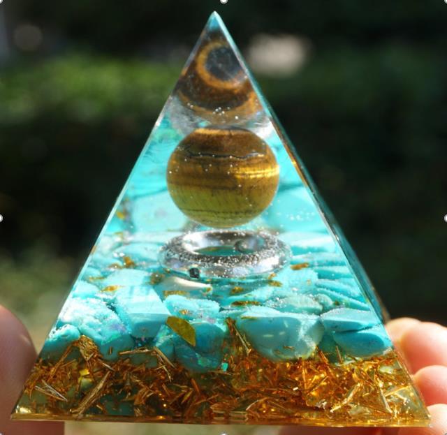 Turquoise Pyramid Crystal Pyramid Of Natural Decoration – Taraiga