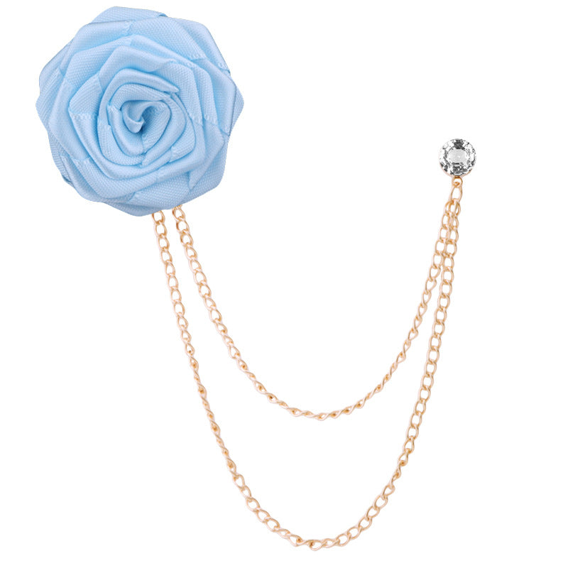 Broche de rosa y cadena