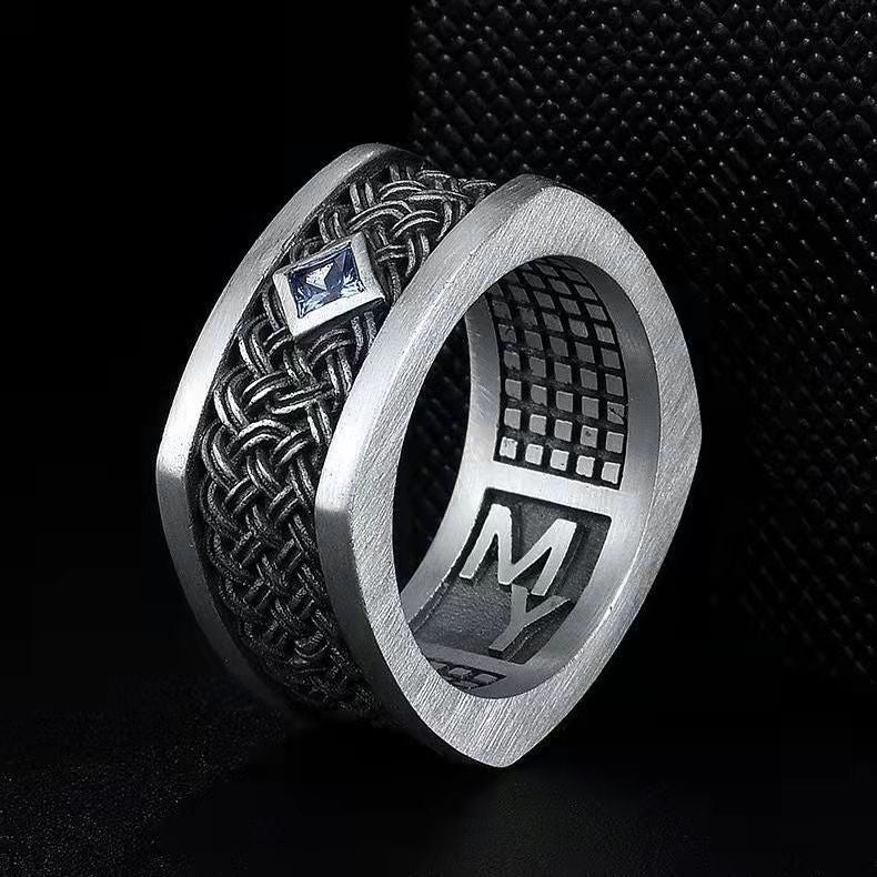 Anillo vintage de plata con patrón de tejido de bambú