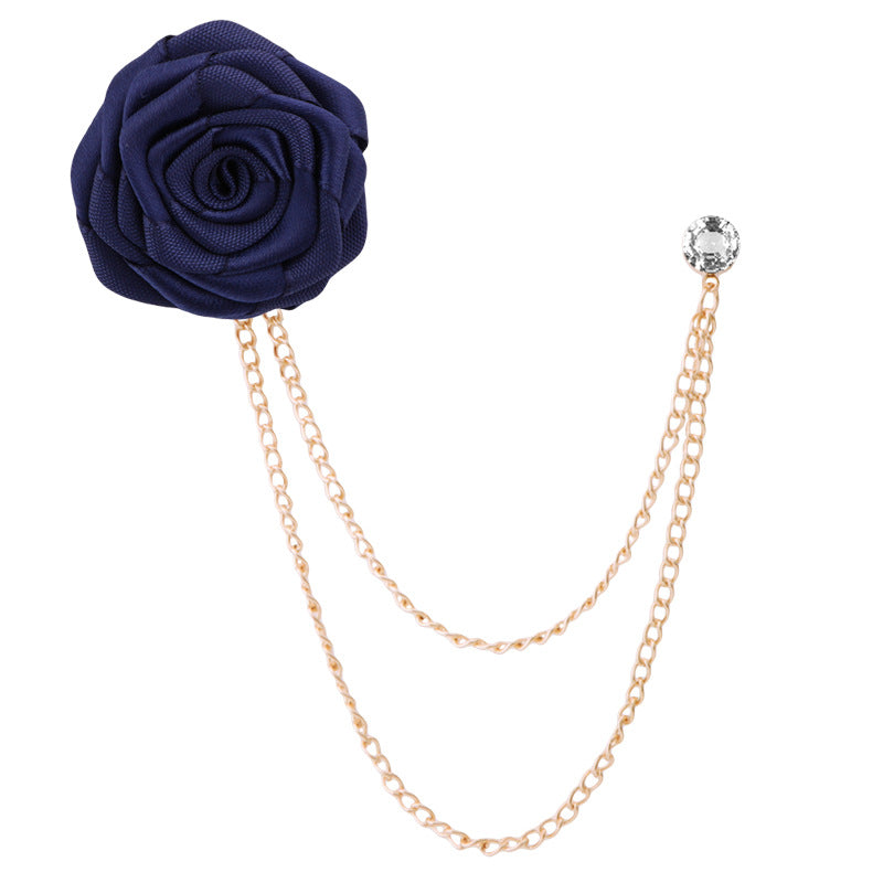Broche de rosa y cadena