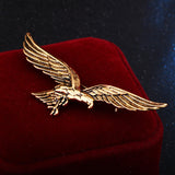 Broche de aleación con diseño de águila