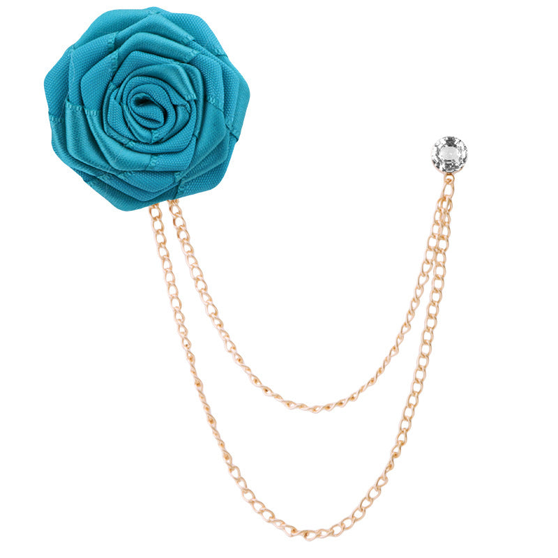Broche de rosa y cadena