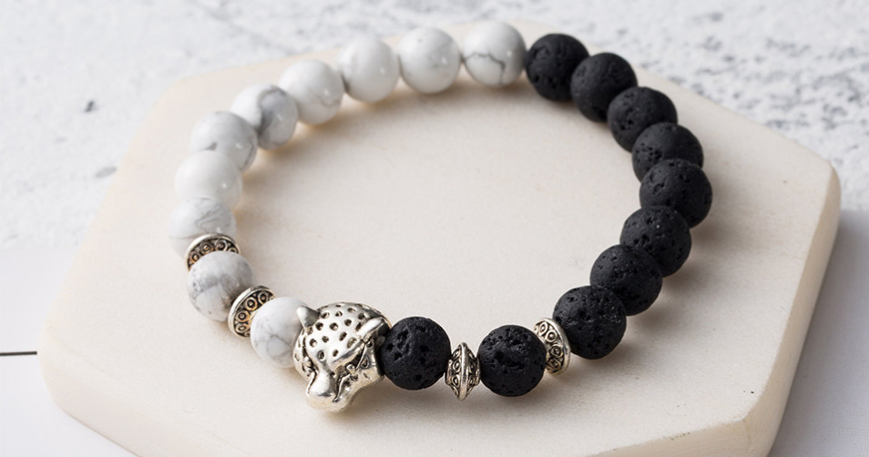 سوار الخرز مشبك رئيس النمر