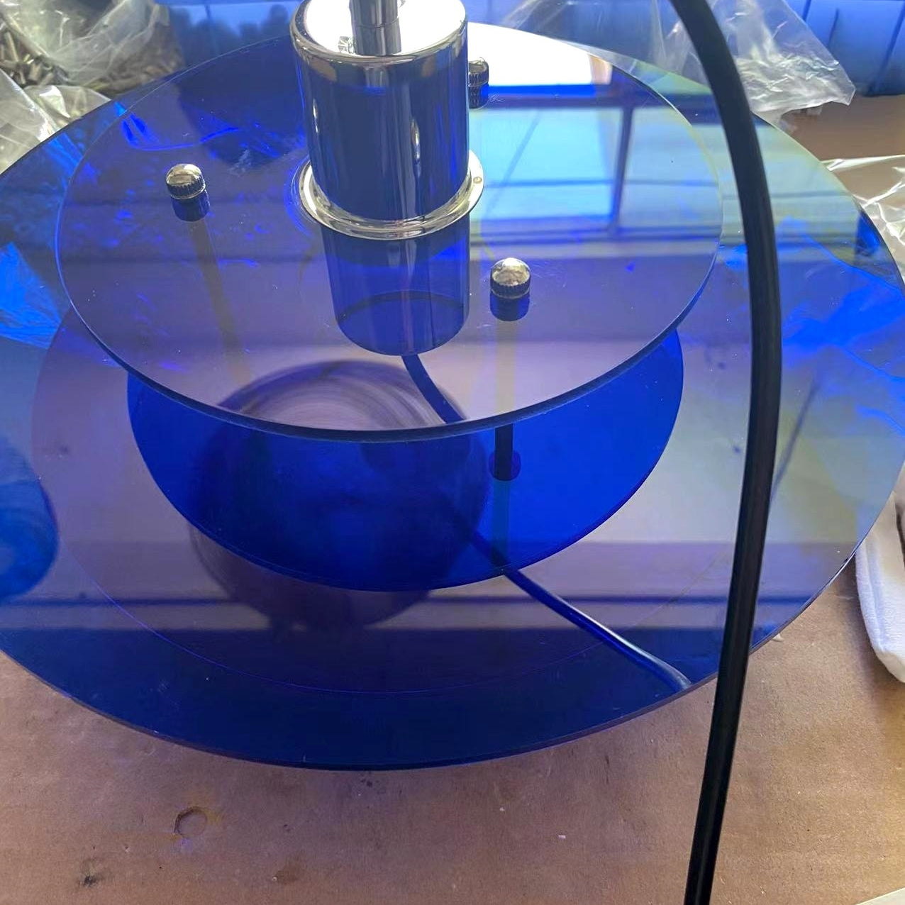 Unique Resin Layers Chandelier Lamp