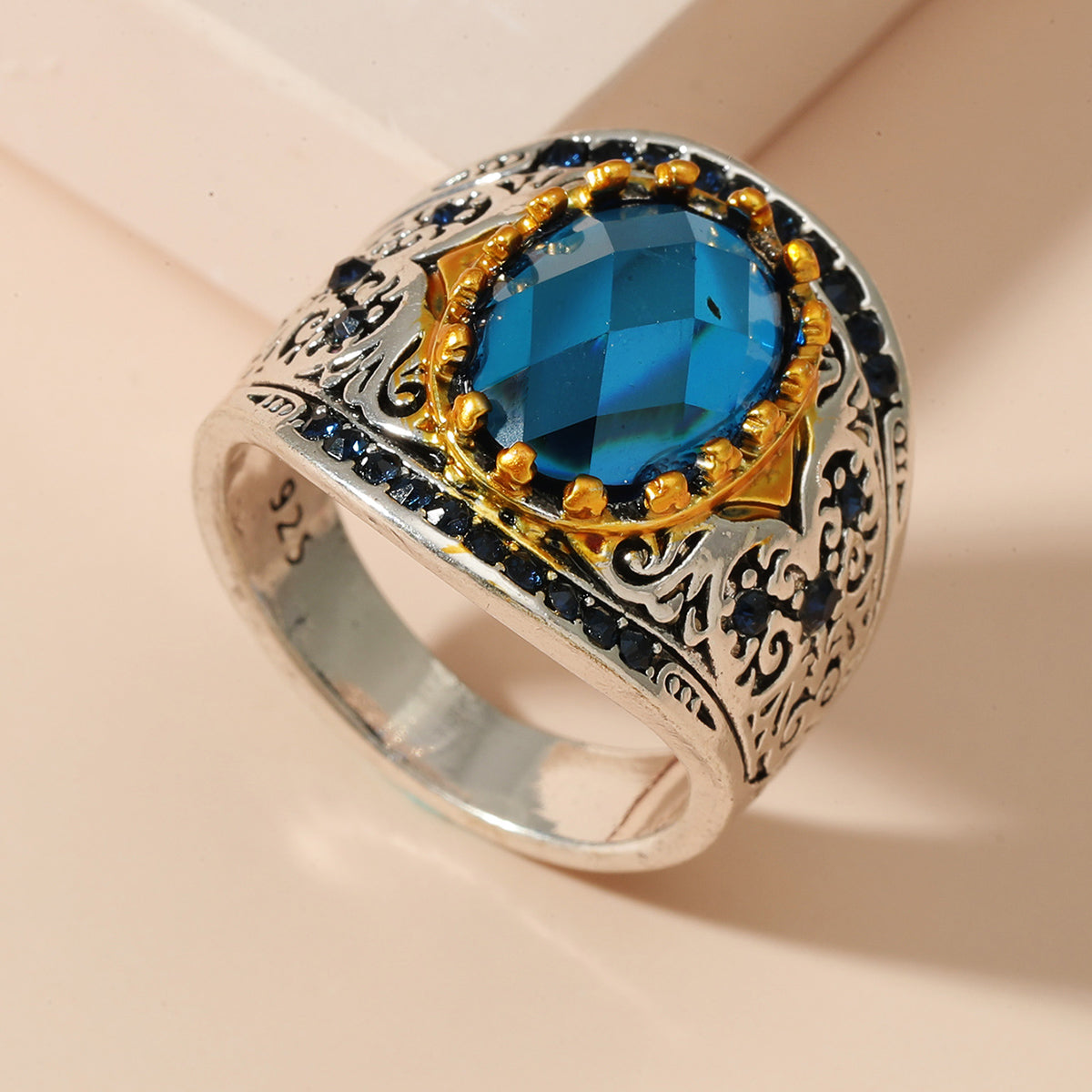 Retro Dichroic Gemstone Alloy Ring