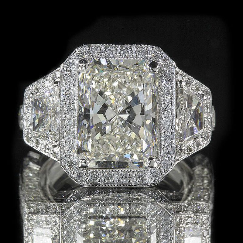 Vintage Sparkling Diamond Princess-Cut Ring